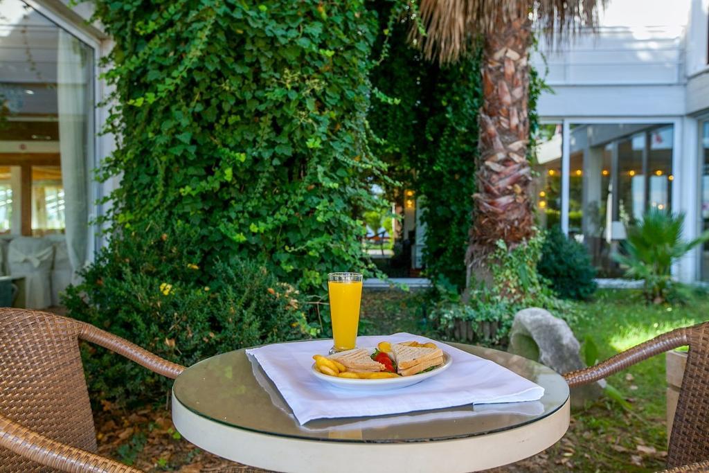 Hotel Theoxenia Anex Missolonghi Экстерьер фото
