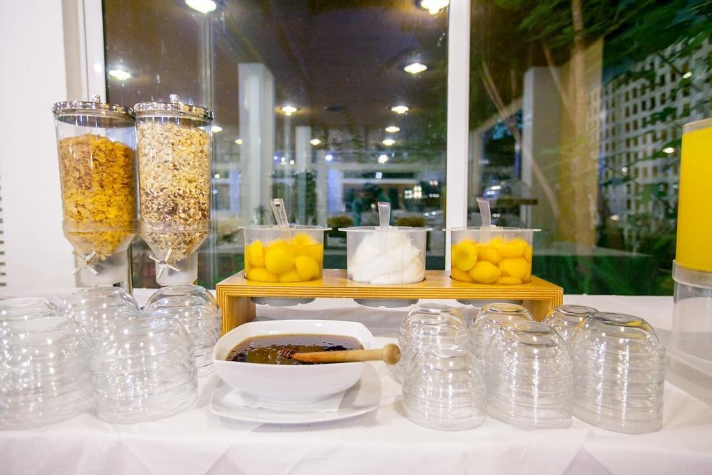 Hotel Theoxenia Anex Missolonghi Экстерьер фото